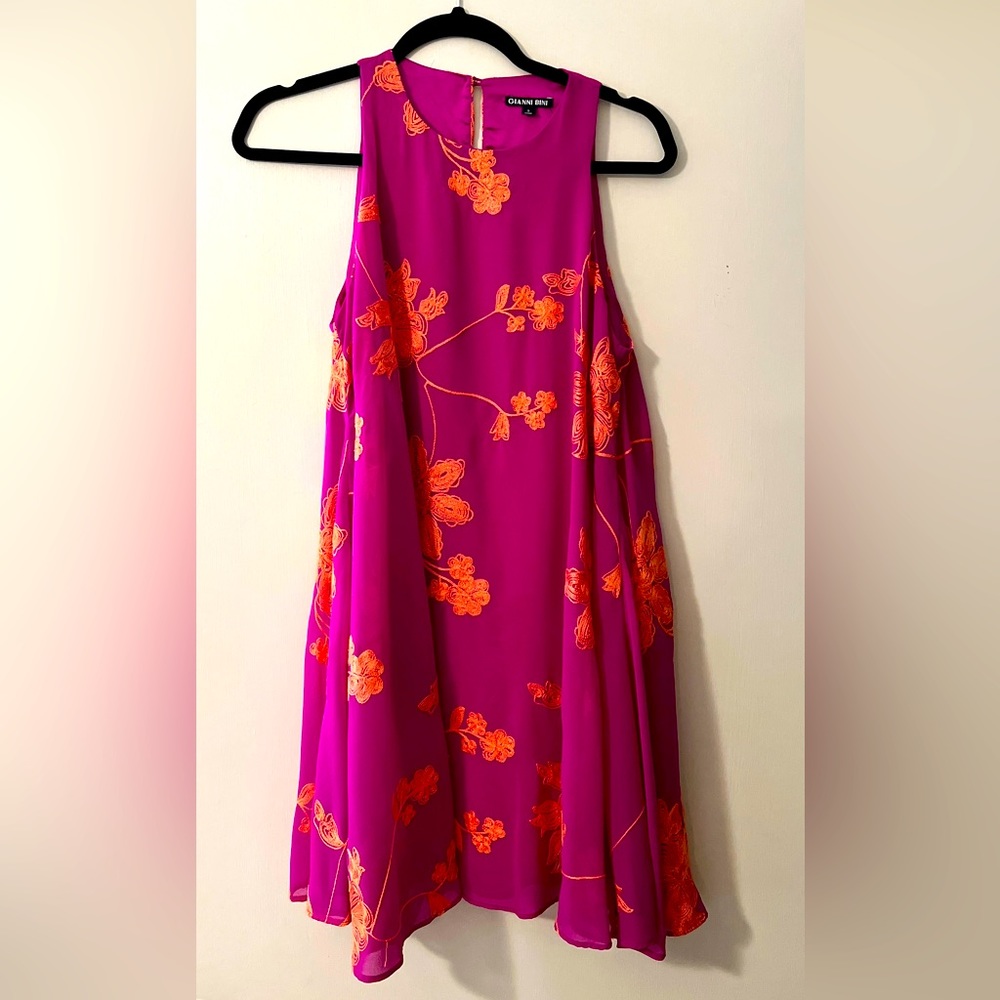 Gianni Bini sleeveless shift dress